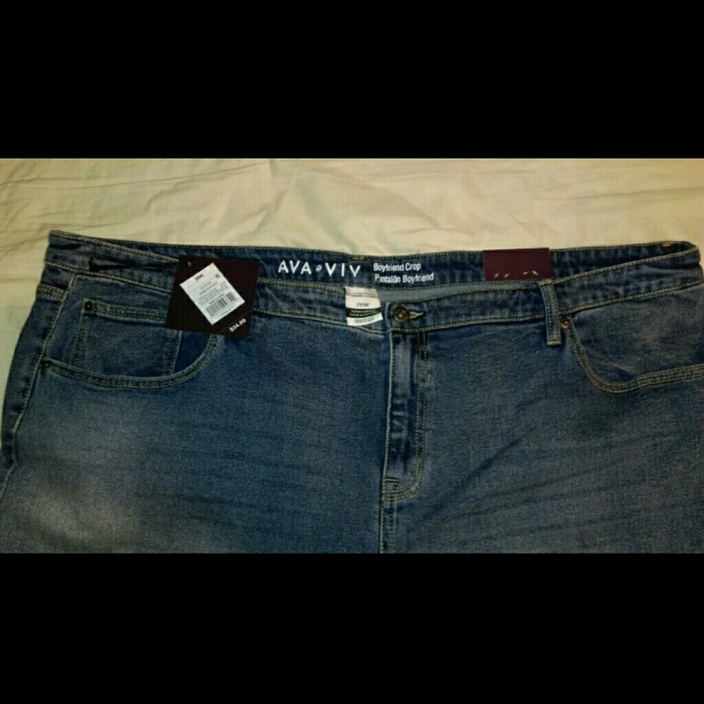 AVA & VIV Boyfriend Crop sz 26w NWT
